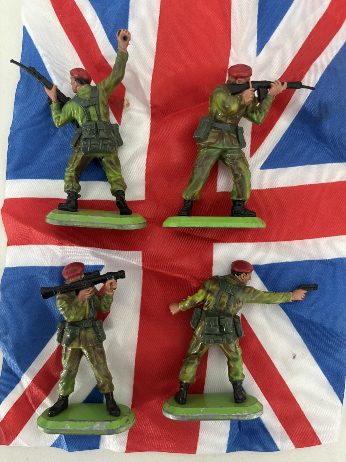 Vintage 1978 Britains Ltd Super Deetail Soldiers - Made In England- Lot Of 4 Vintage 1978 Britains Ltd Super Deetail Soldiers - Made In England- Lot Of 4