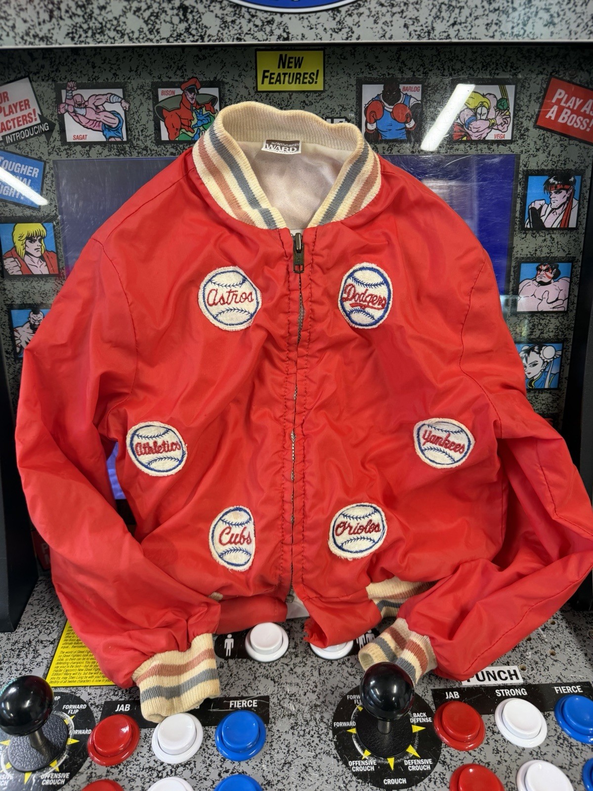 Vintage 1970s Montgomery Ward MLB Baseball Team Patches Full Zip Jacket Kids Vintage 1970s Montgomery Ward MLB Baseball Team Patches Full Zip Jacket Kids