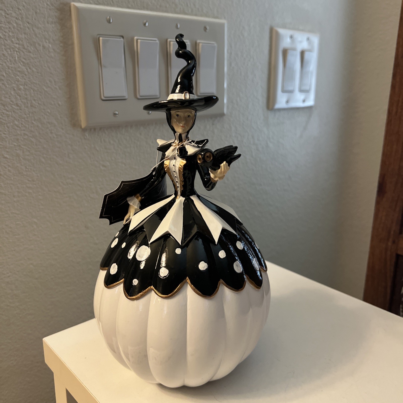 Bella Lux Halloween Witch Girl Pumpkin with Owl Figurine 10 inch Black White NEW Bella Lux Halloween Witch Girl Pumpkin with Owl Figurine 10 inch Black White NEW