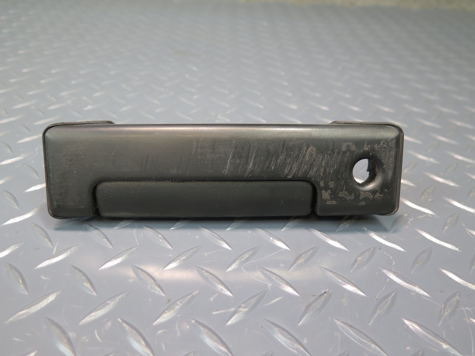 89-96 TOYOTA HIACE KZH106W REAR LEFT SLIDE DOOR EXTERIOR HANDLE BLACK OEM