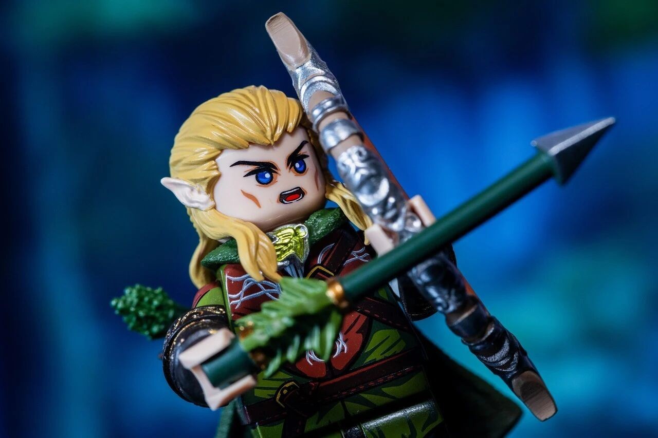 Custom Molded Figurine Accessory - LOTR Legolas Custom Molded Figurine Accessory - LOTR Legolas