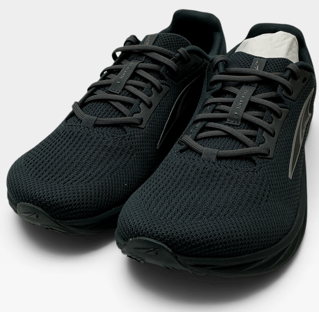 Altra Escalante 4 Men\'s Size 7 Black Road Running Shoes NIB