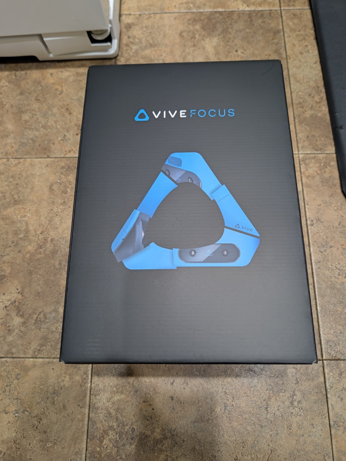 HTC Vive Focus Standalone VR Headset HTC Vive Focus Standalone VR Headset