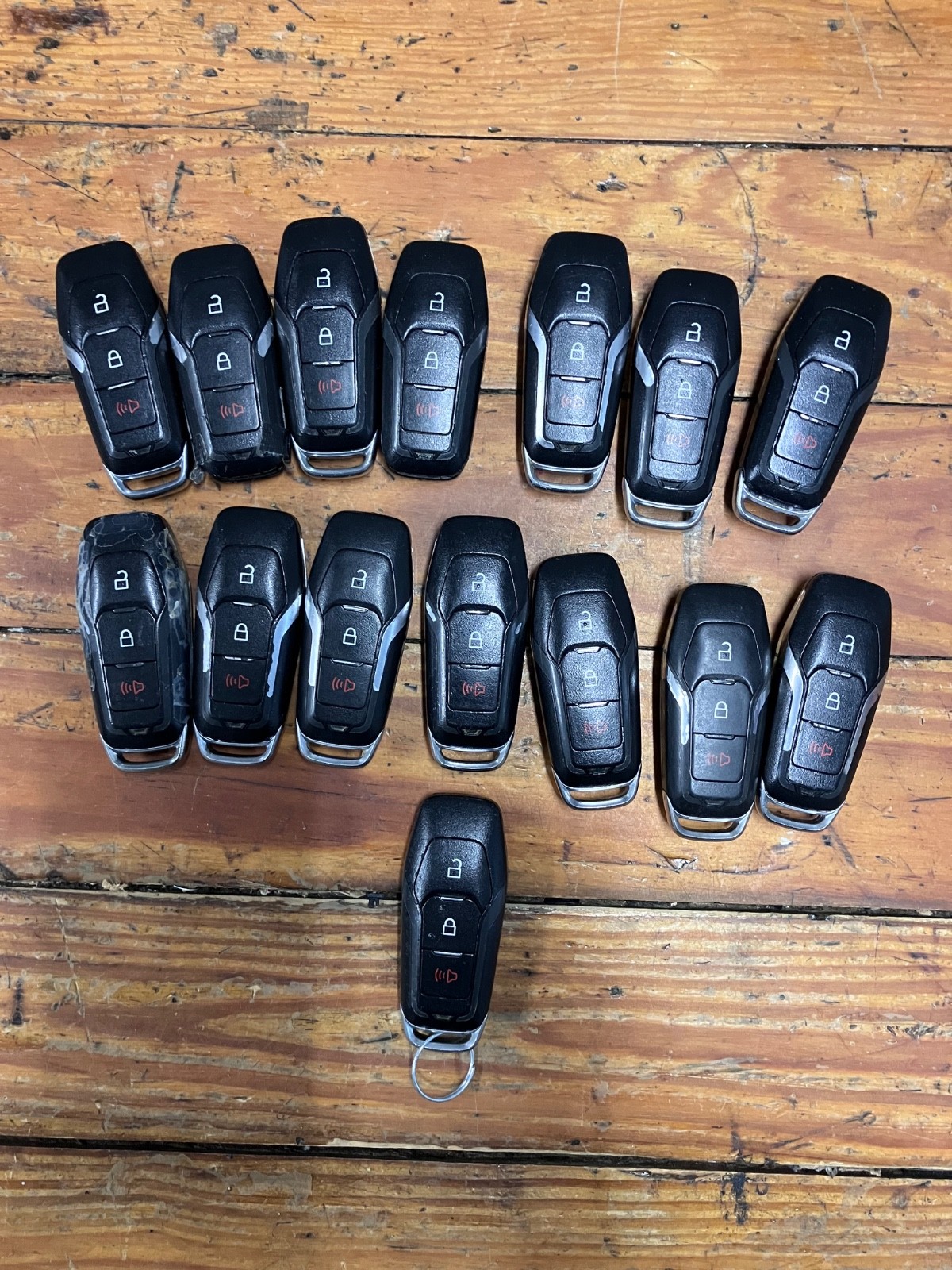 LOCKSMITH LOT OF 15 OEM FORD  SMART KEYS FOBS REMOTES  KEYLESS ENTRY REMOTE