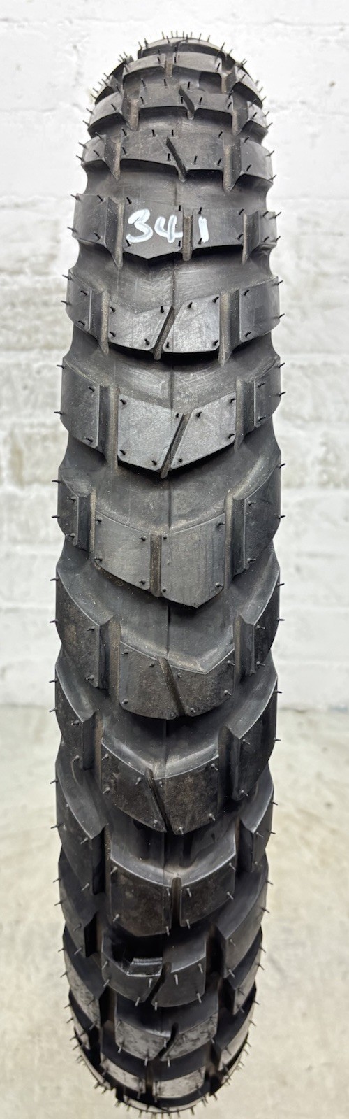 Metzeler Karoo 3 90/90-21 54R   New Unused Old Stock Motorcycle Tyre 341