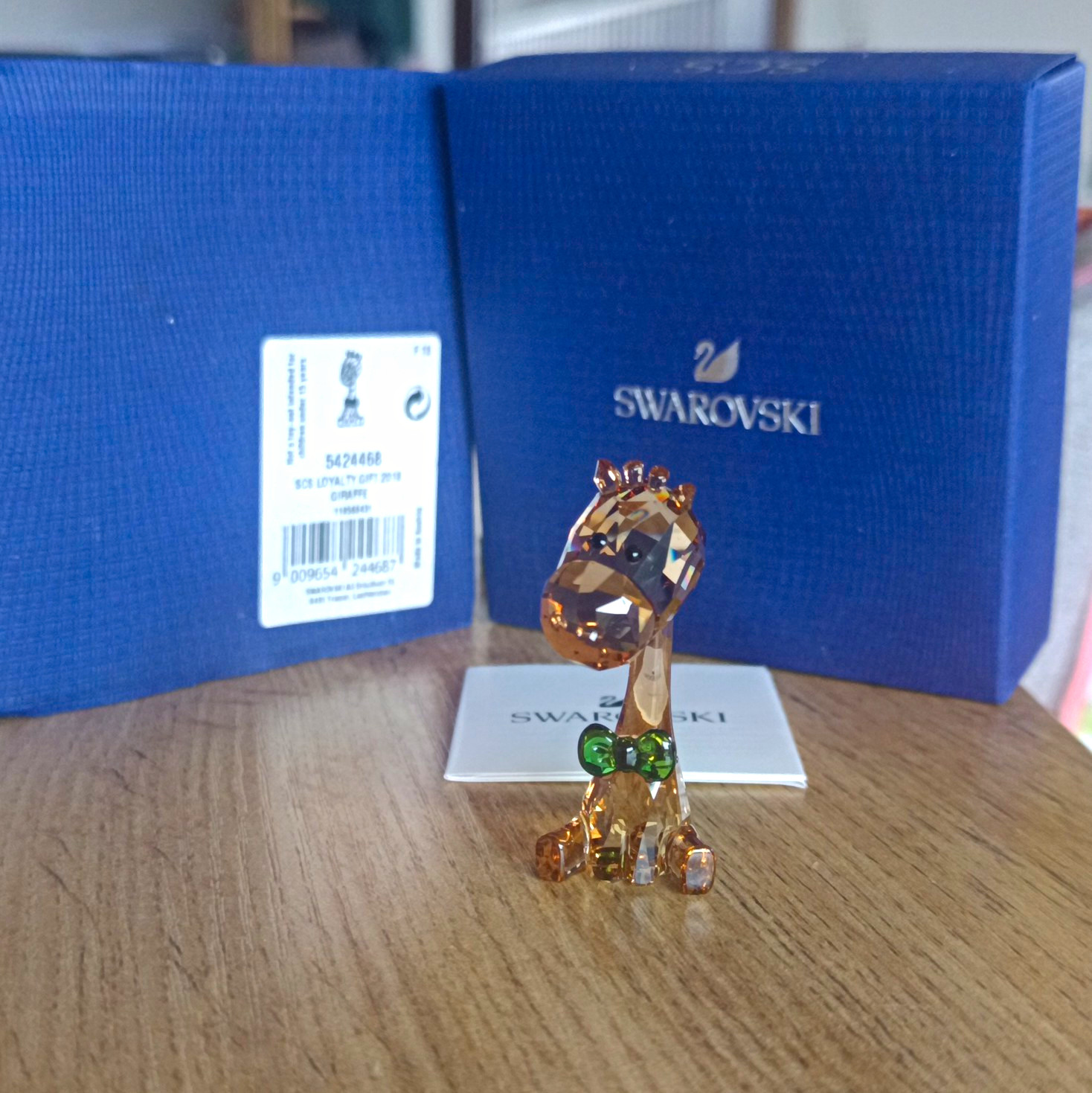 Swarovski SCS Giraffe Crystal Figurine 2018 5424468 With Original Box