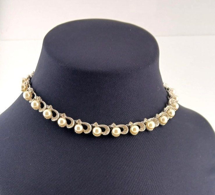 Vintage Signed Henry Bogoff Sea Spray Swarovski Crystal Faux-Pearl Necklace Vintage Signed Henry Bogoff Sea Spray Swarovski Crystal Faux-Pearl Necklace