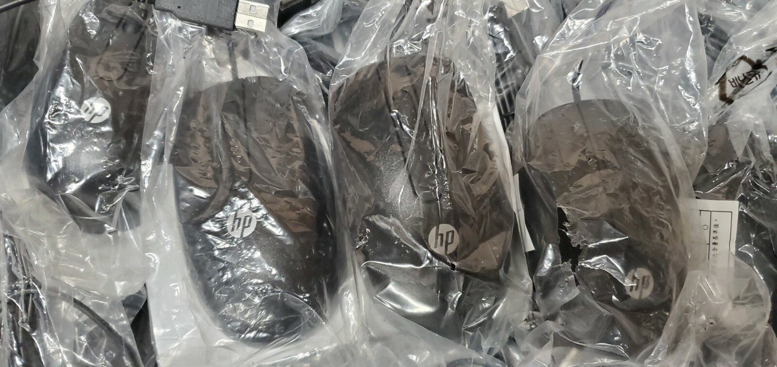 (25) LOT OF 25 NEW HP USB OPTICAL MOUSE #672652-001, 674316-001 (25) LOT OF 25 NEW HP USB OPTICAL MOUSE #672652-001, 674316-001