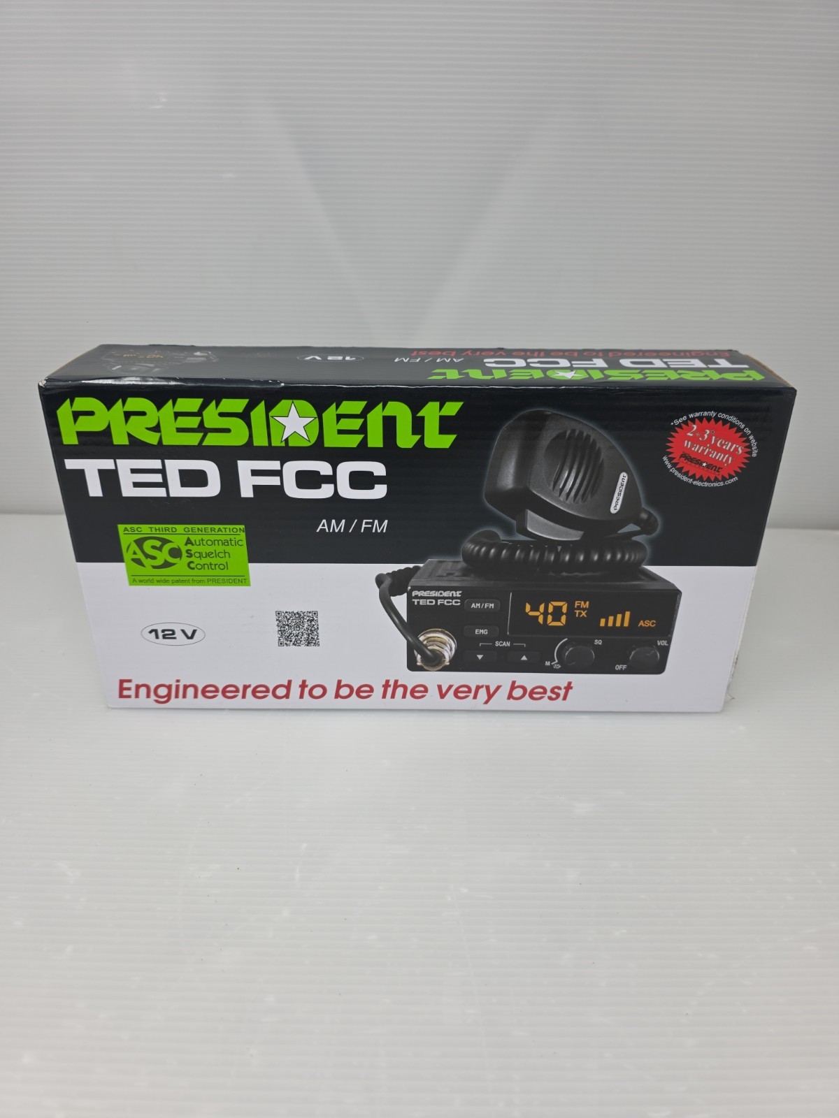 President Ted FCC AM/FM CB Radio – 40 Channel Compact Mobile Unit