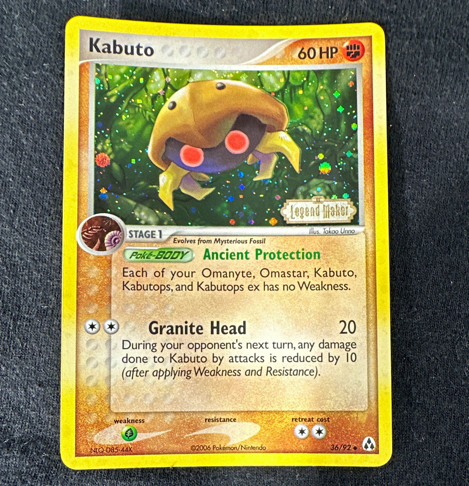 Pokemon Kabuto 36/92 Legend Maker Holo Uncommon English 60 HP Stage 1 2006 Pokemon Kabuto 36/92 Legend Maker Holo Uncommon English 60 HP Stage 1 2006