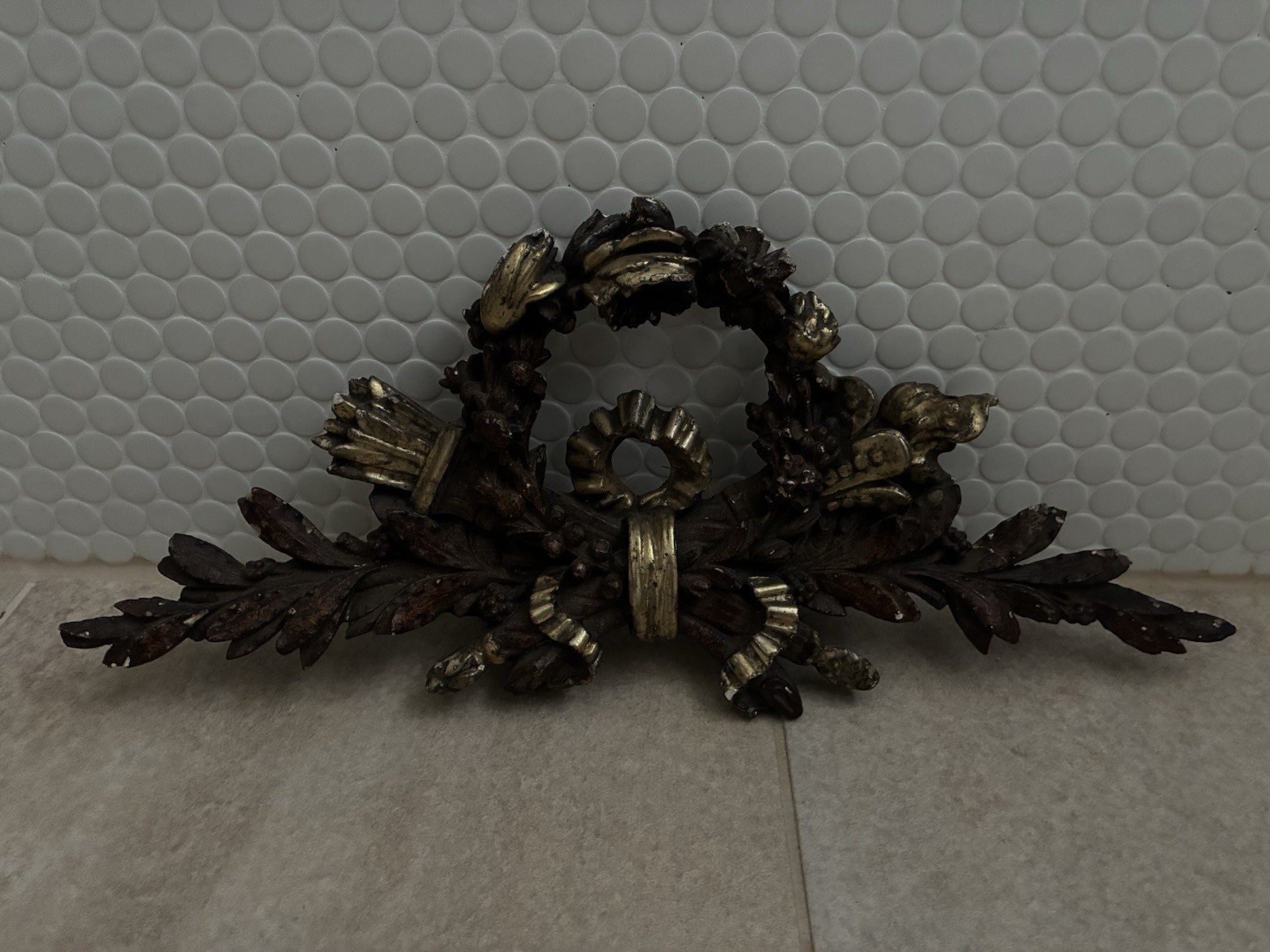 Antique French Gilt Wood Wreath Branches Fragment Pediment 16.5” Antique French Gilt Wood Wreath Branches Fragment Pediment 16.5”