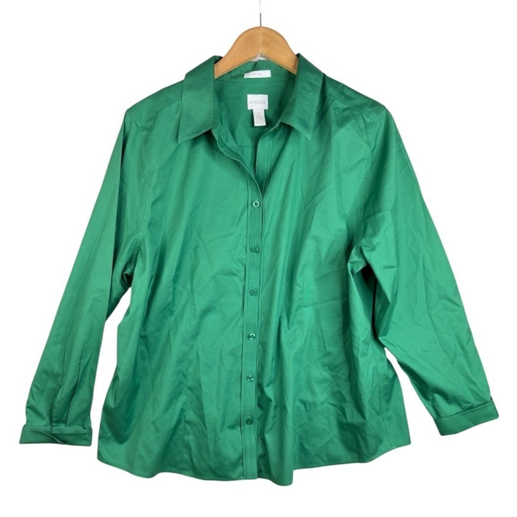 Chico\'s No Iron Button Down Stretch Shirt Size 3 | US size XL Green