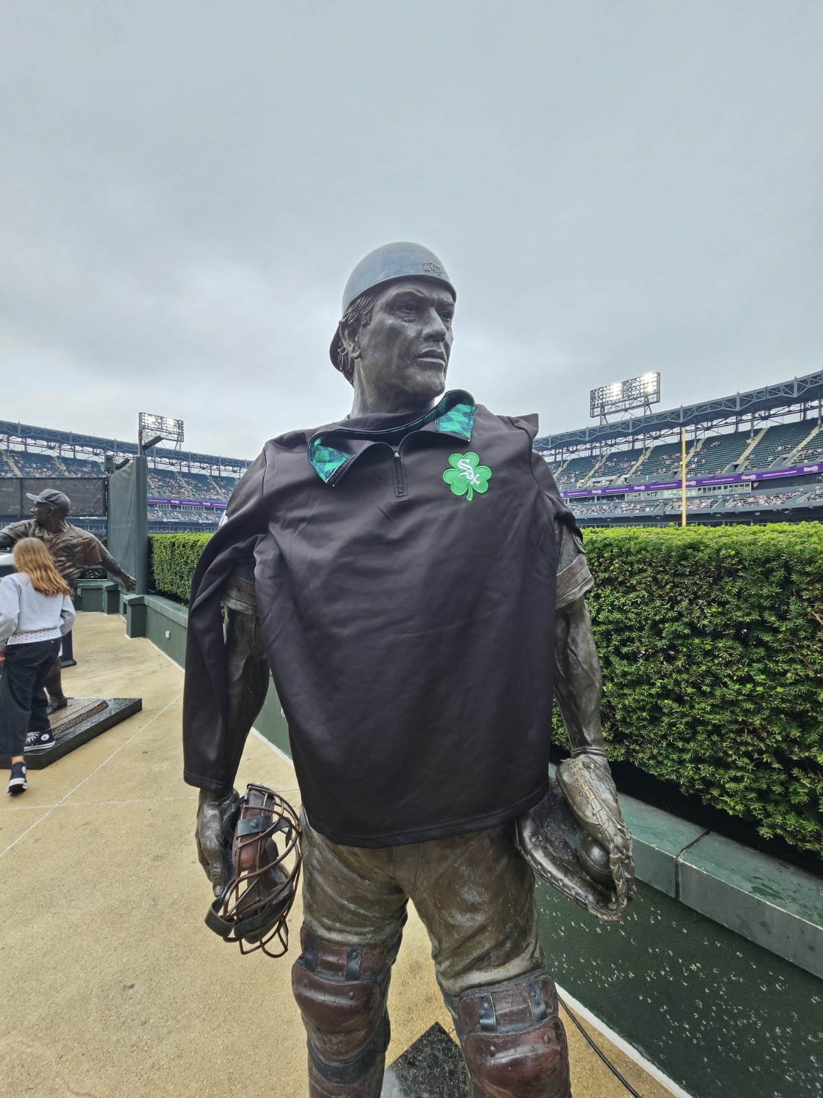 Chicago White Sox Irish Quarter Zip Size XL SGA 9/19/26 New Chicago White Sox Irish Quarter Zip Size XL SGA 9/19/26 New