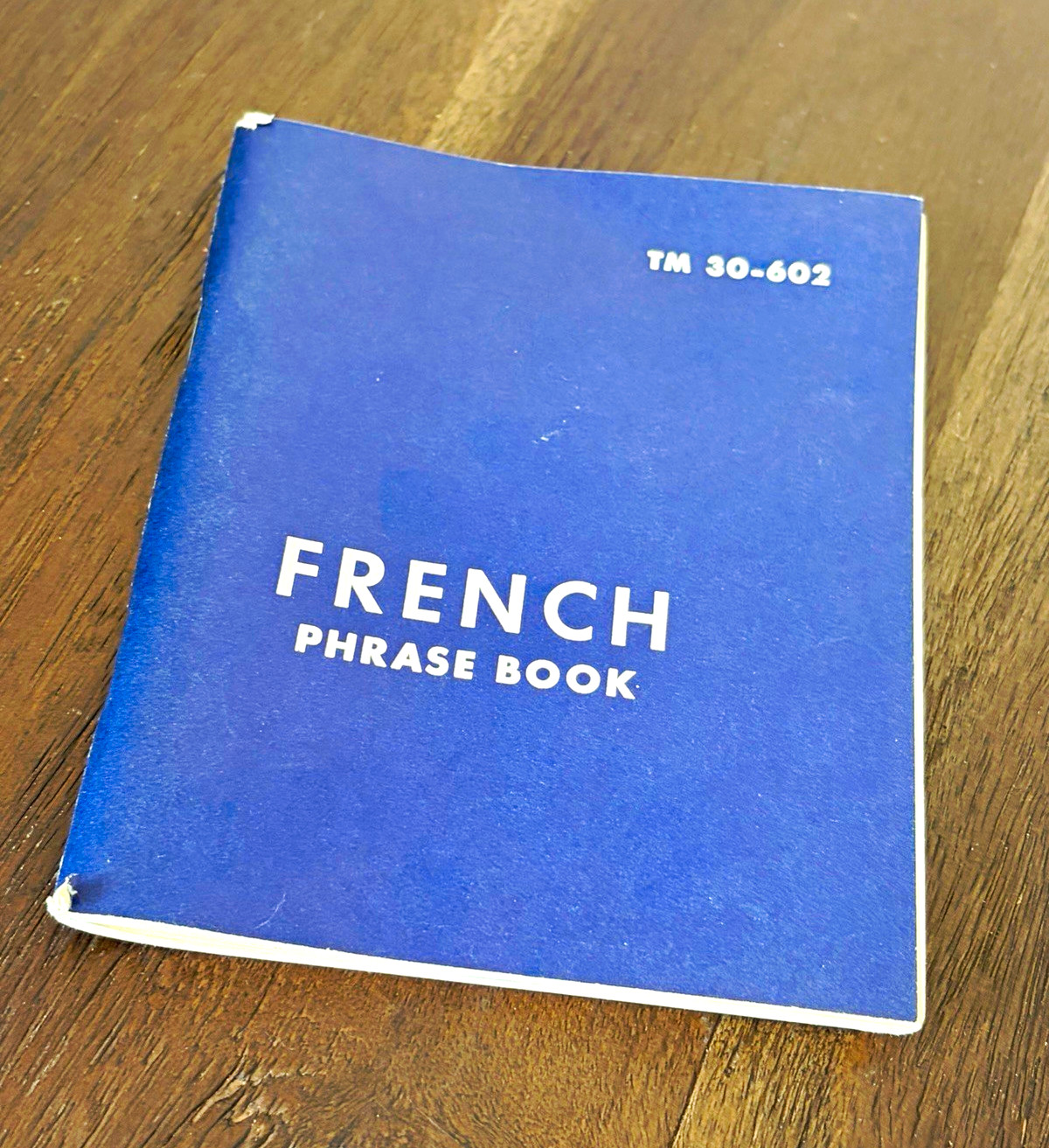 Vintage WWII US War Department French Phrase Book TM 30-602 Military Booklet