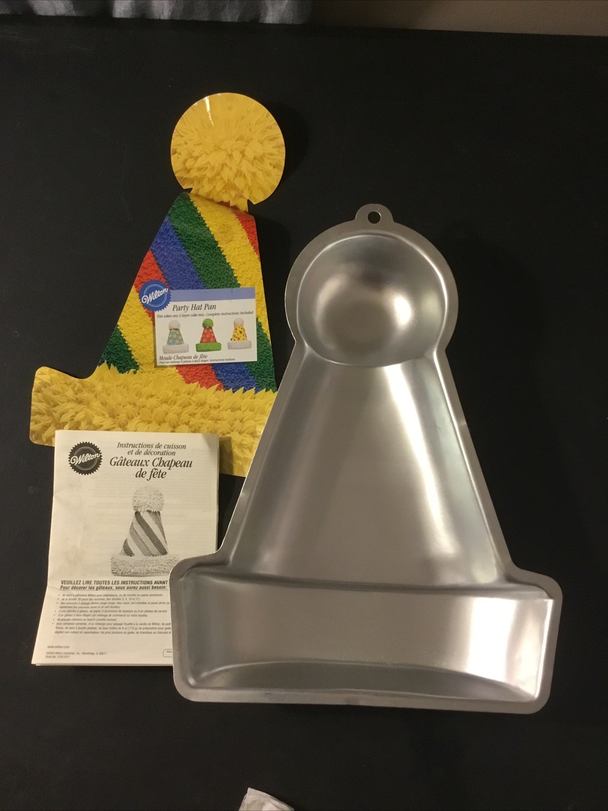 Wilton Vintage 2005 Party Hat Pan 2105-3317