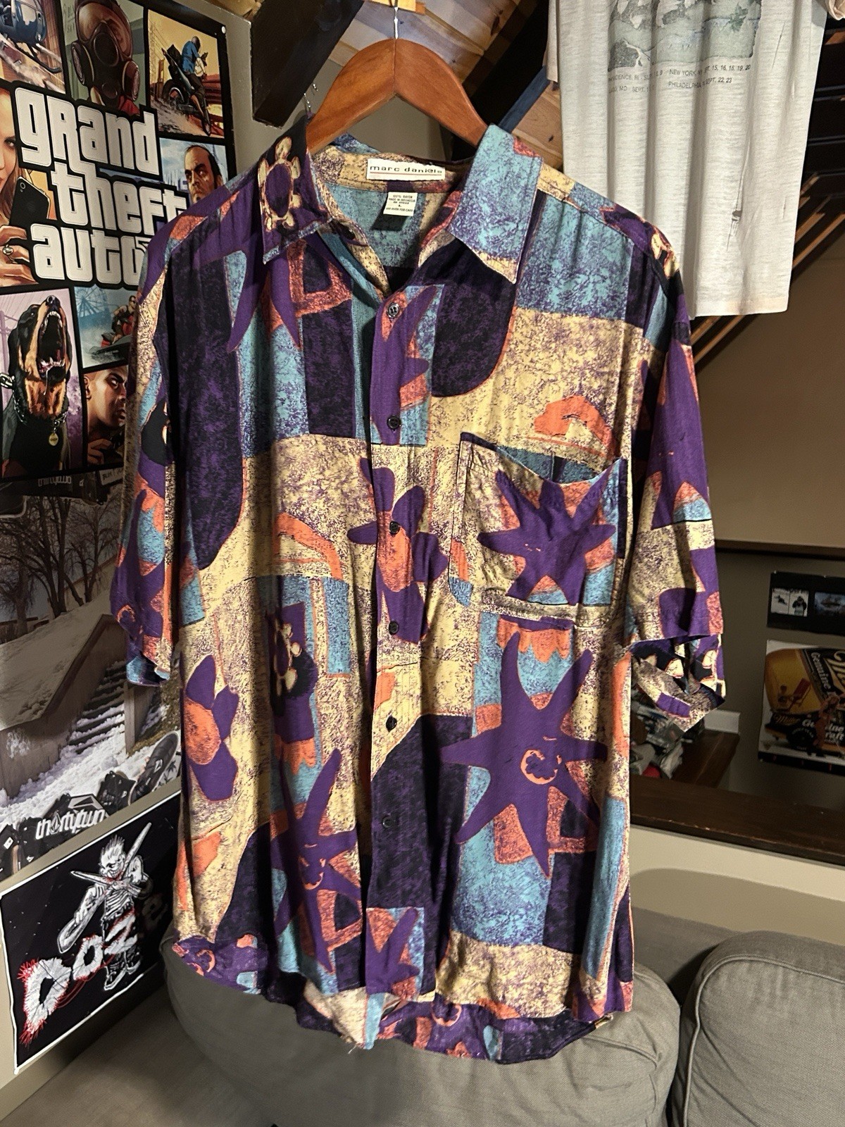 Marc Daniels Geometric psychedelic Button-Up Shirt 100% Rayon Multicolor Men\'s L Marc Daniels Geometric psychedelic Button-Up Shirt 100% Rayon Multicolor Men\'s L
