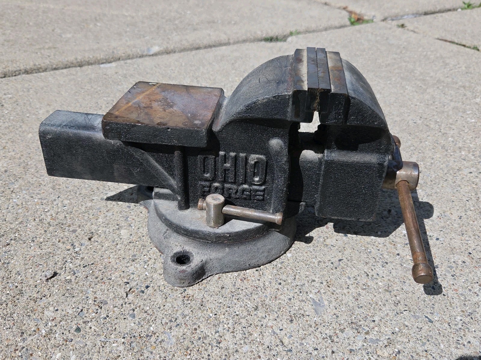 Vintage Ohio Forge Bench 4\