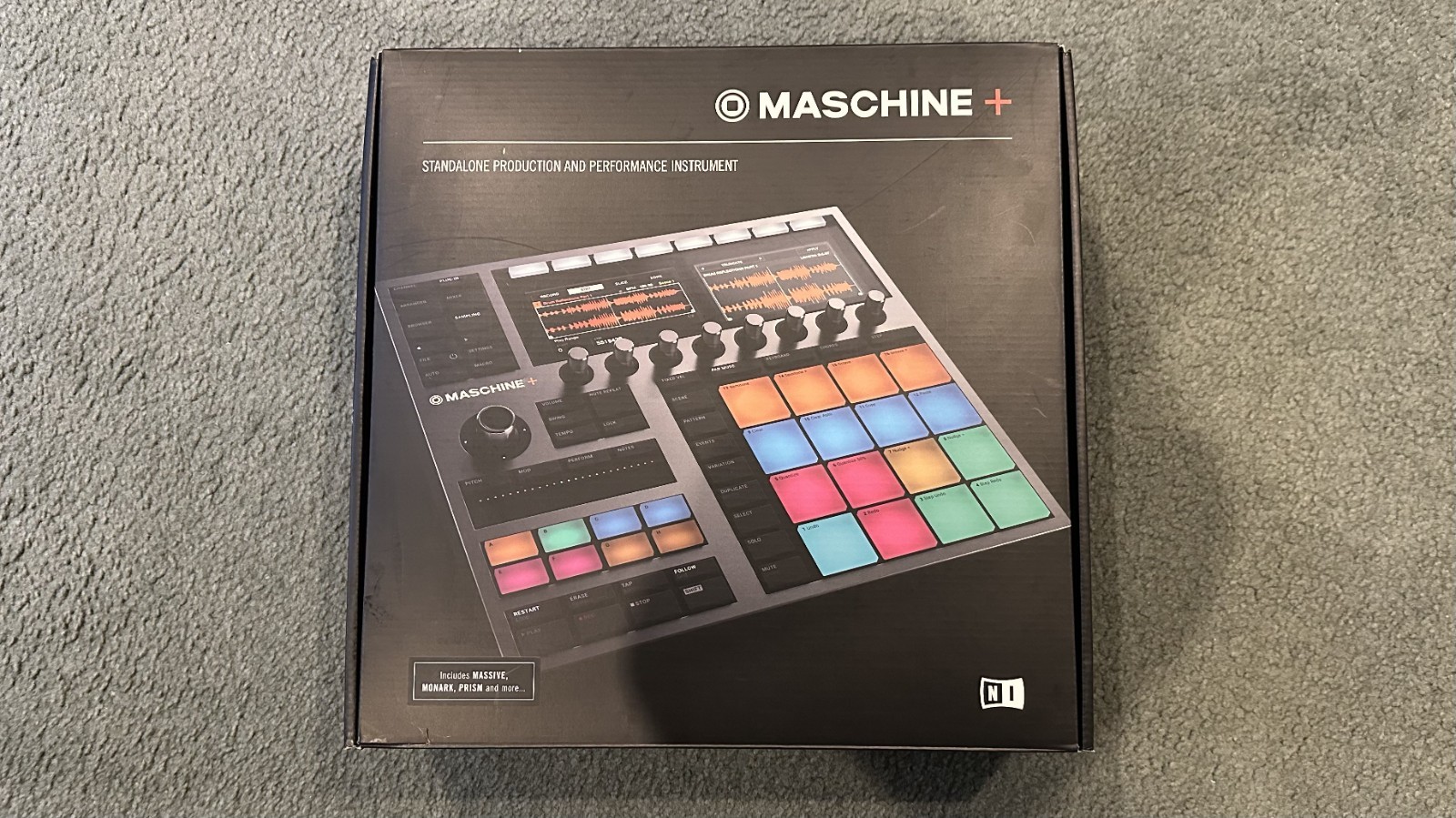 Native Instruments NI Maschine + Plus Standalone Production Studio