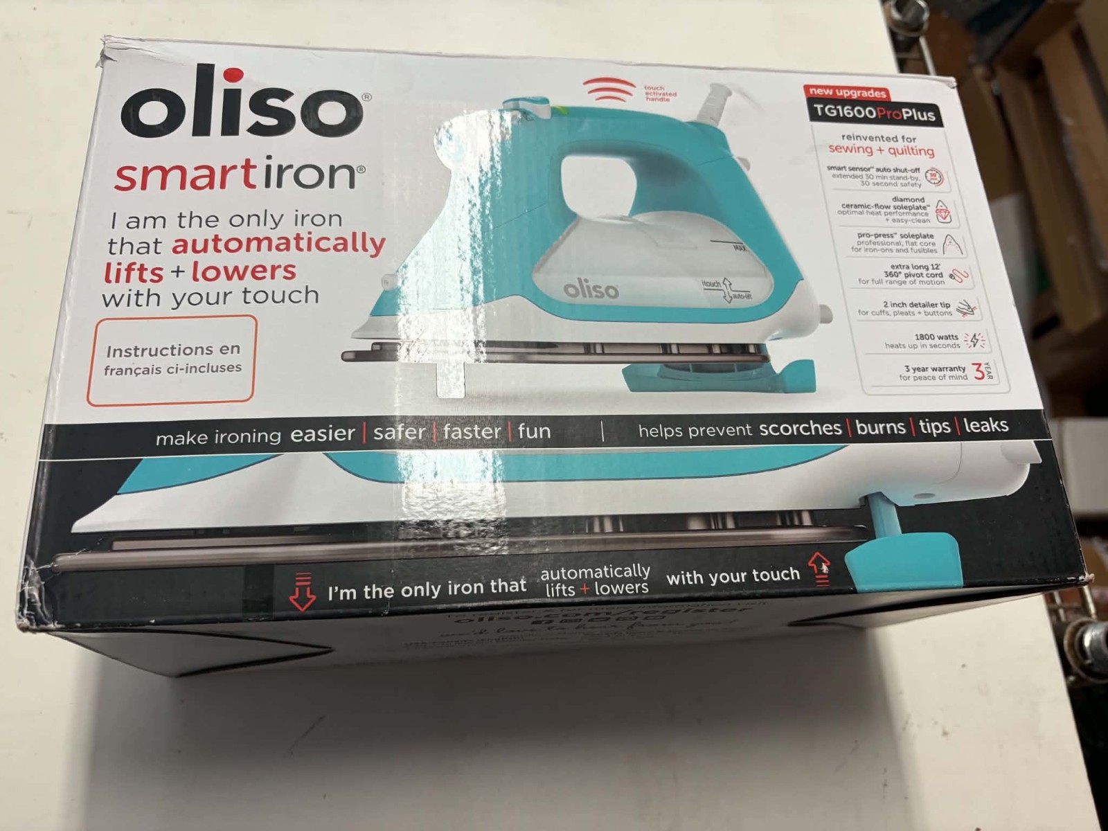 Oliso TG1600 ProPlus Auto-Lift Steam Iron Quilting Sewing  1800W Turquoise