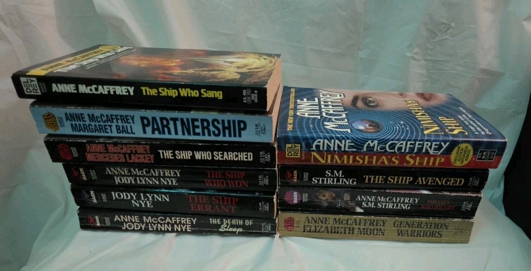 ​Anne McCaffrey Brainship & Collaboration Series Lot - 10 Sci-Fi Paperback