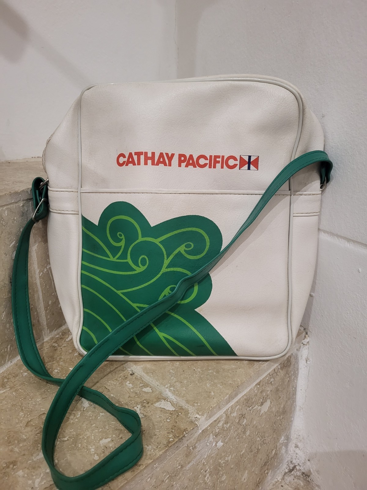 Rare Vintage 1970's Cathay Pacific Airways Flight Bag Rare Vintage 1970's Cathay Pacific Airways Flight Bag