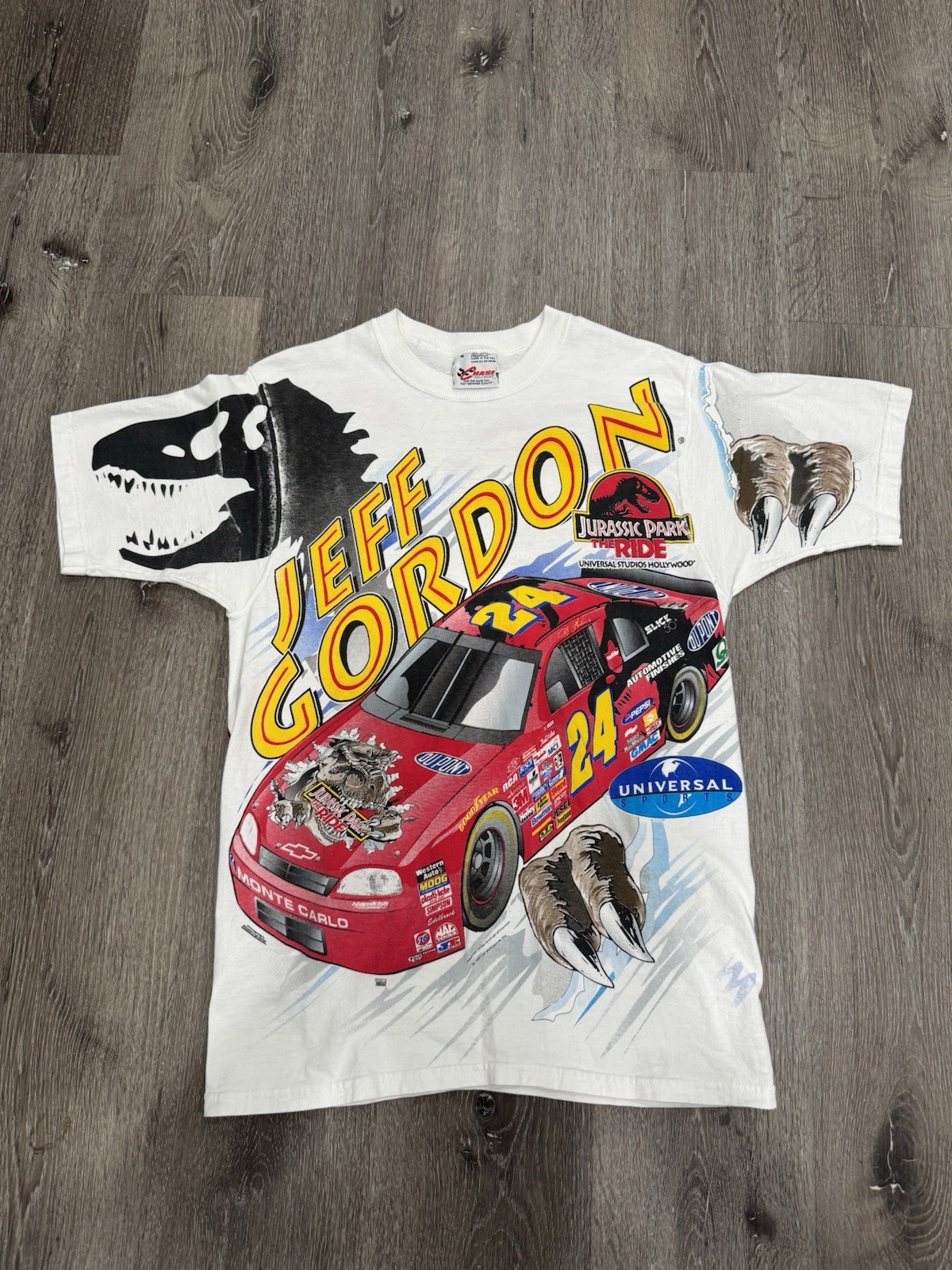 Vintage 1997 Jeff Gordon Universal Studios Jurassic Park AOP T-Shirt Size M Vintage 1997 Jeff Gordon Universal Studios Jurassic Park AOP T-Shirt Size M