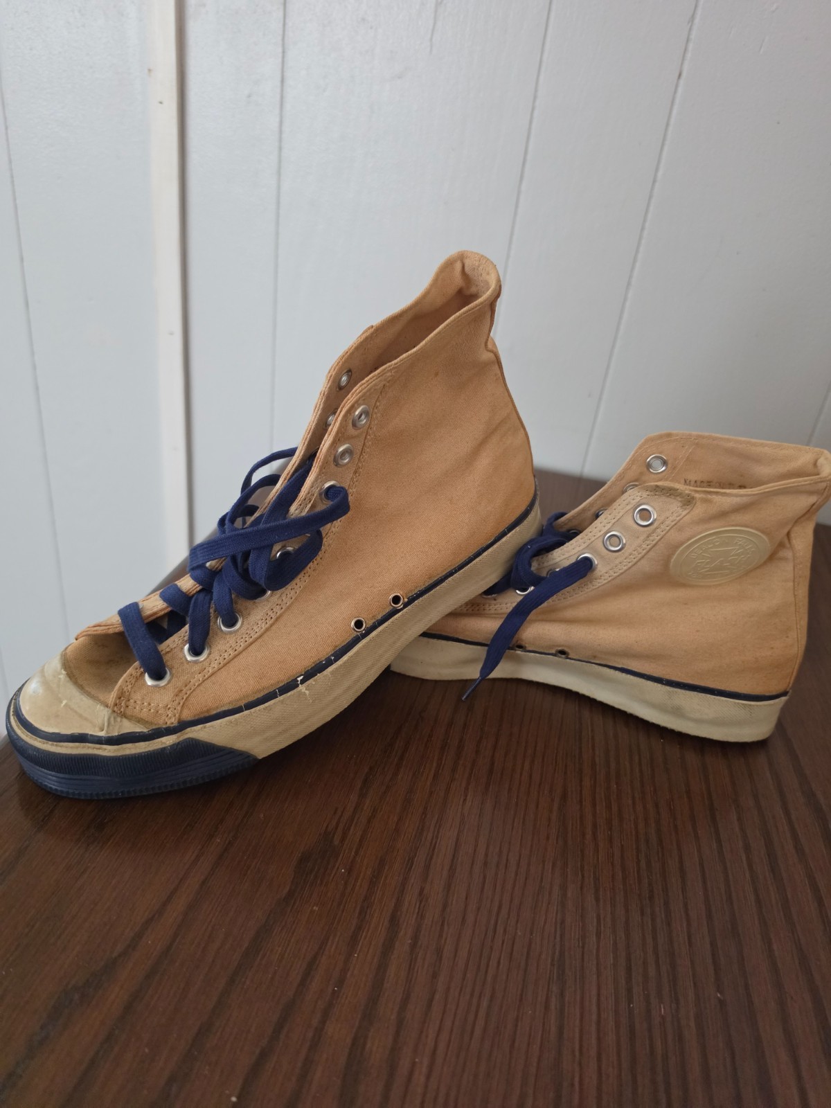 Vtg 1950s Beacon Falls Top Notch FLASH High Top Canvas Basketball Sneakers 8.5 Vtg 1950s Beacon Falls Top Notch FLASH High Top Canvas Basketball Sneakers 8.5