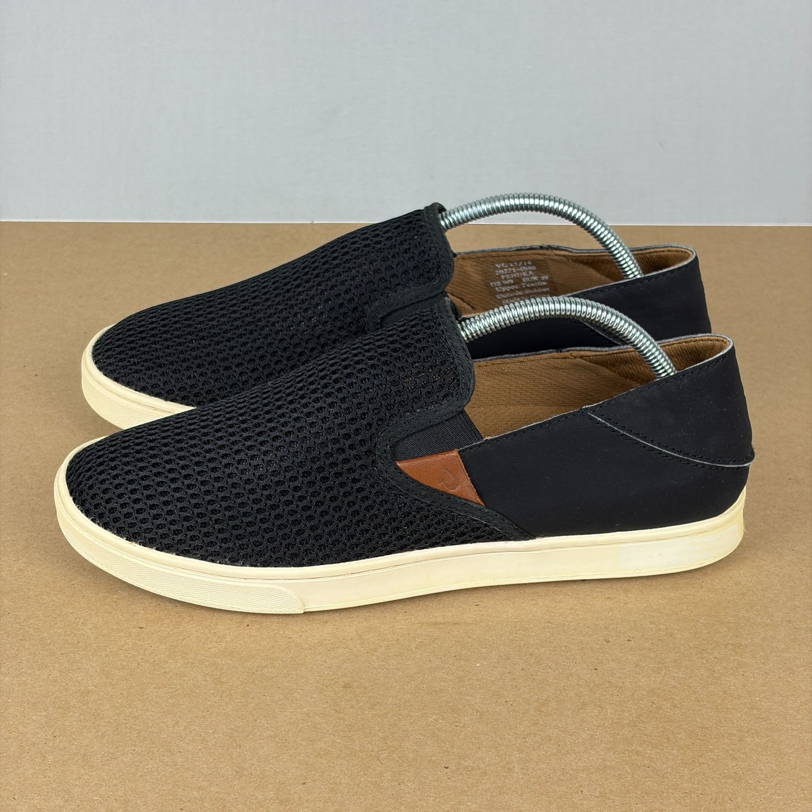 Olukai Pehuea Casual Slip On Shoes Womens 9 Black Mesh Upper Comfort