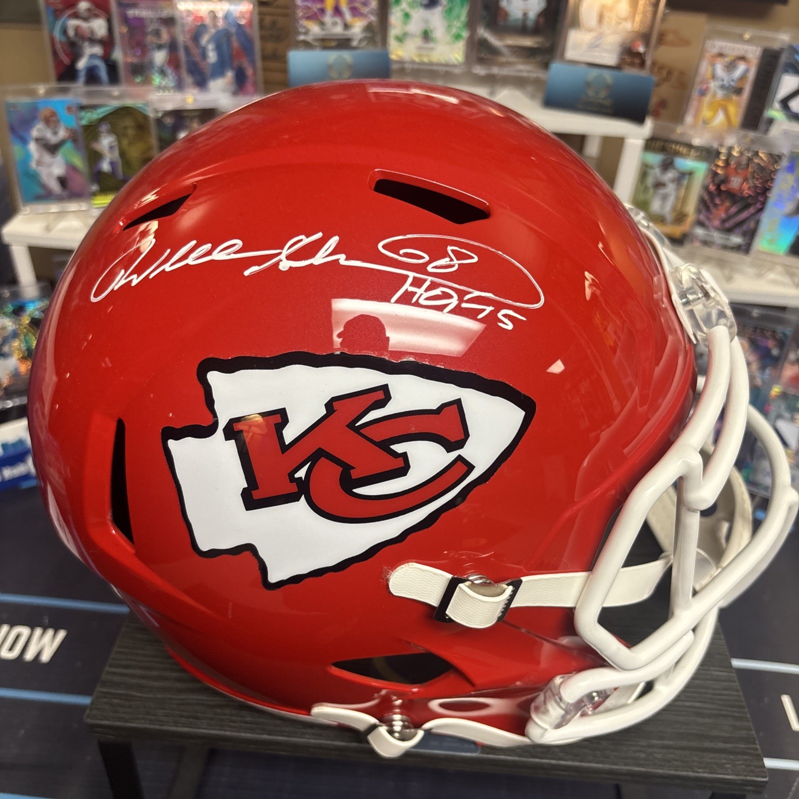 Will Shields Signed Kansas City Chiefs FULL Sized Replica Helmet (PSA Auth) Will Shields Signed Kansas City Chiefs FULL Sized Replica Helmet (PSA Auth)