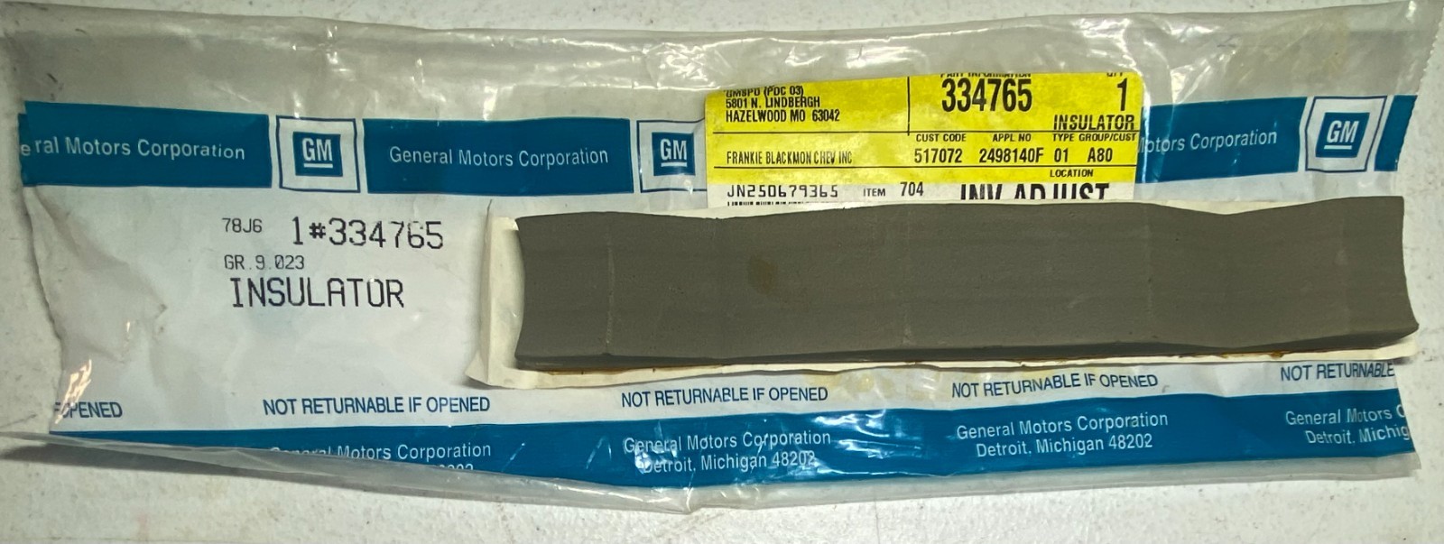 NOS GM Part #334765 1973-1976 C-3 Corvette Body Mount Insulator (#3 Position) NOS GM Part #334765 1973-1976 C-3 Corvette Body Mount Insulator (#3 Position)