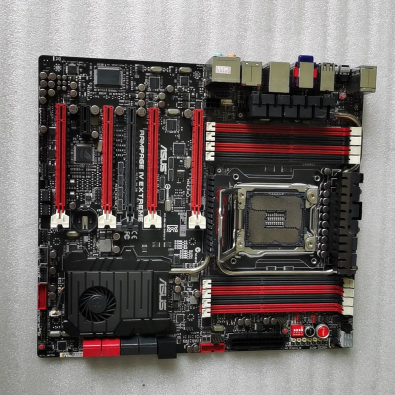ASUS RAMPAGE IV EXTREME X79 LGA2011 DDR3 E-ATX Desktop Gaming Motherboard ROG ASUS RAMPAGE IV EXTREME X79 LGA2011 DDR3 E-ATX Desktop Gaming Motherboard ROG