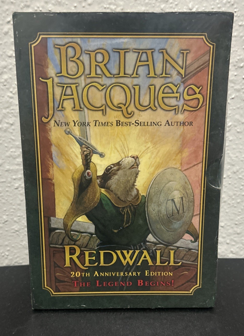 Redwall 20th Anniversary Box Set Ed Brian Jacques 2007 3 PB Trading Cards Poster