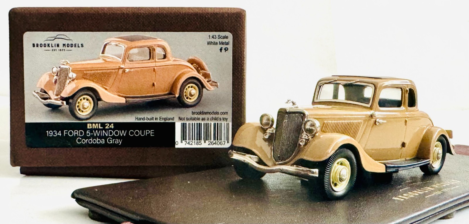 Brooklin BML 24 - 1934 Ford 5=Window Coupe - Cordoba Gray - Made in England