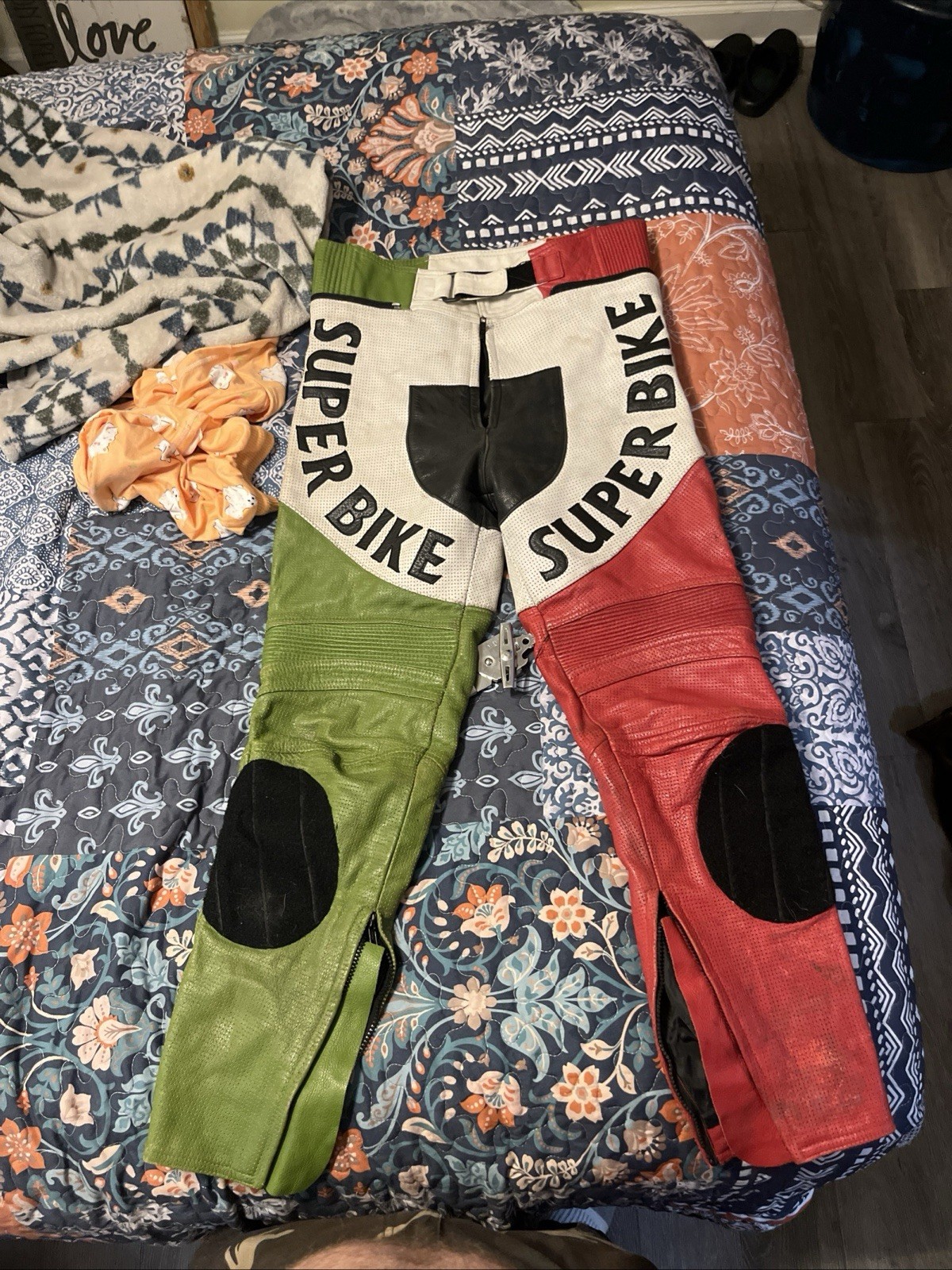 Vintage 60s/70s Leather Daytona Super Bike Racing Pants Size 36 Green/red Vintage 60s/70s Leather Daytona Super Bike Racing Pants Size 36 Green/red