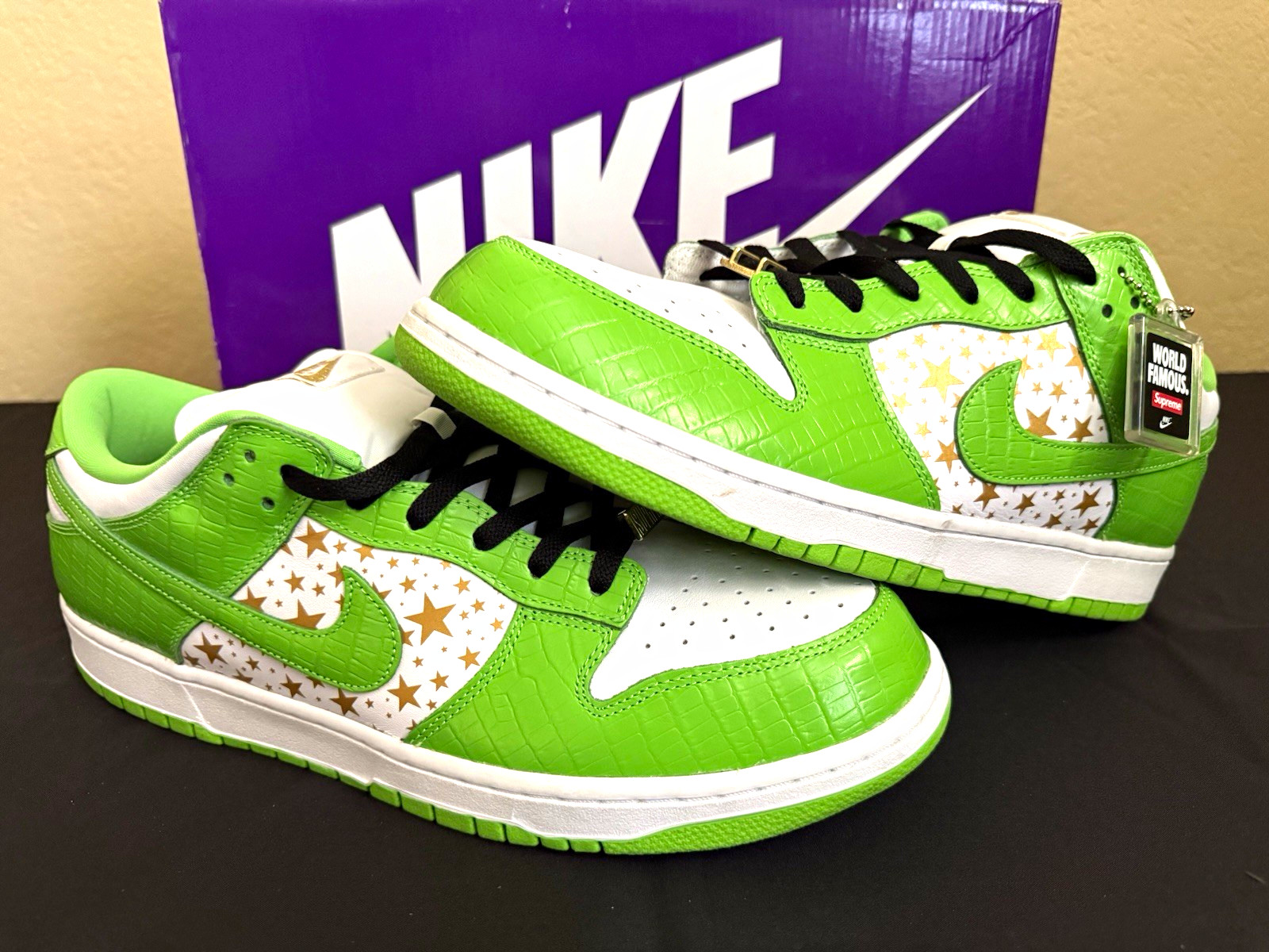 Nike SB Dunk Low Supreme Mean Green/White Star Print Skate Shoes US 13 Medium D