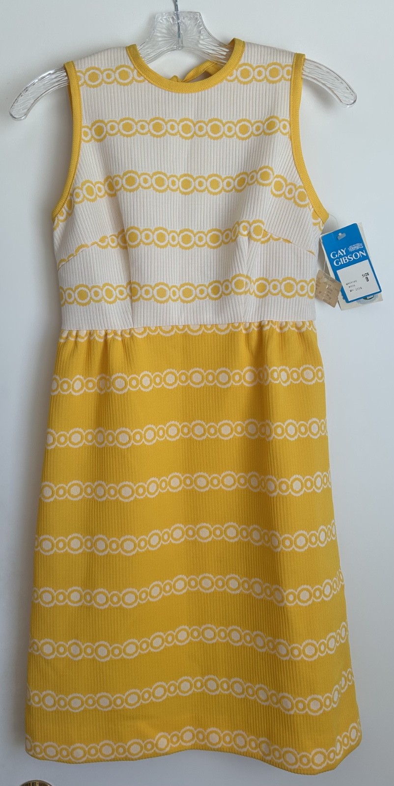  Vtg 60s Deadstock NWT GAY GIBSON Yellow MOD Mini Shift Dress Peek a Boo Back XS