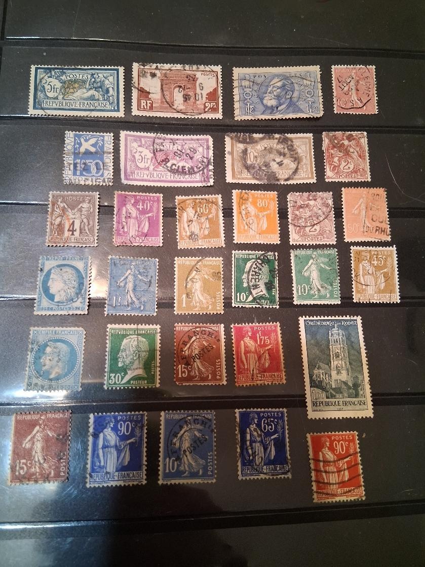 FRANCE USED ISSUES MIX VARIETY LOT 28 FRANCE USED ISSUES MIX VARIETY LOT 28