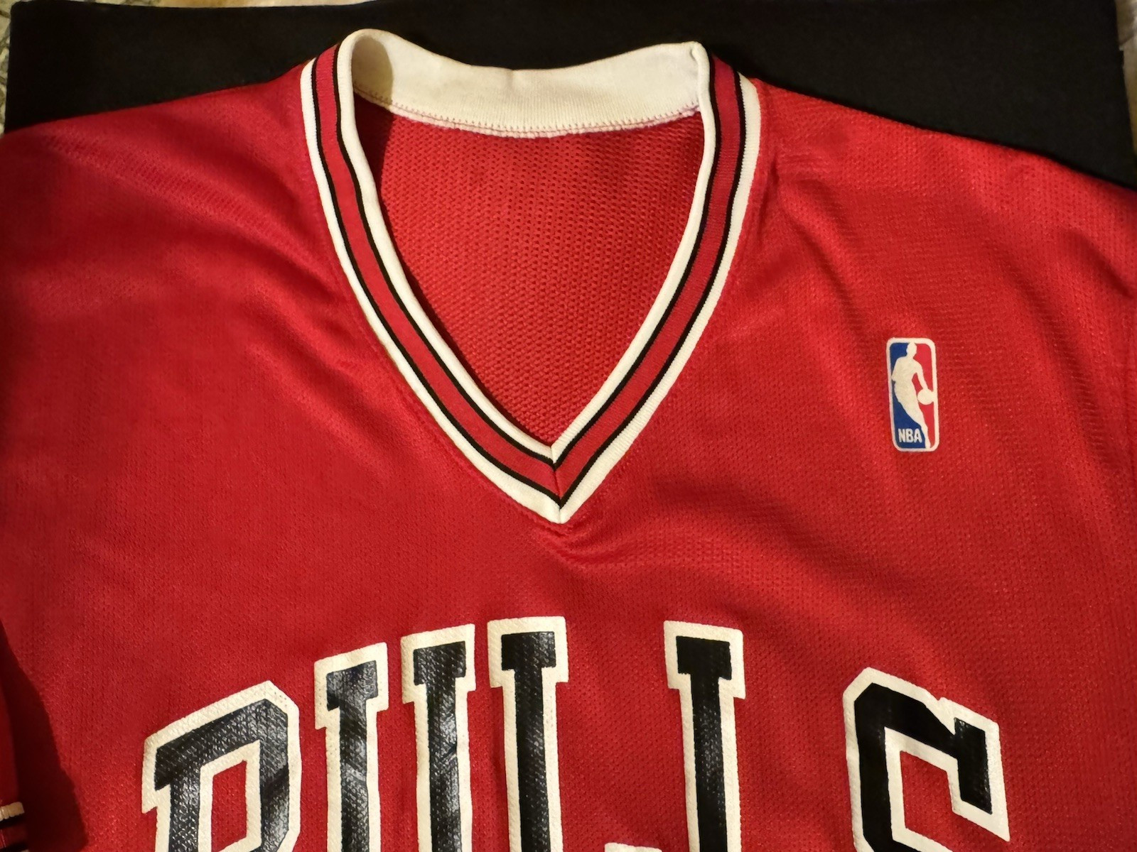 REAL - AUTHENTIC -  90s Champion Chicago Bulls Shooting Shirt Warm Up Jersey XL