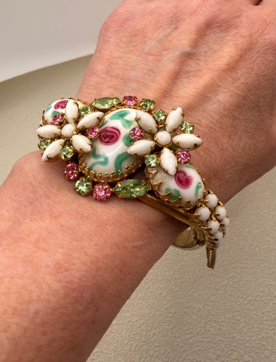 Vintage High End Clamper Bracelet Rhinestones Milk Glass