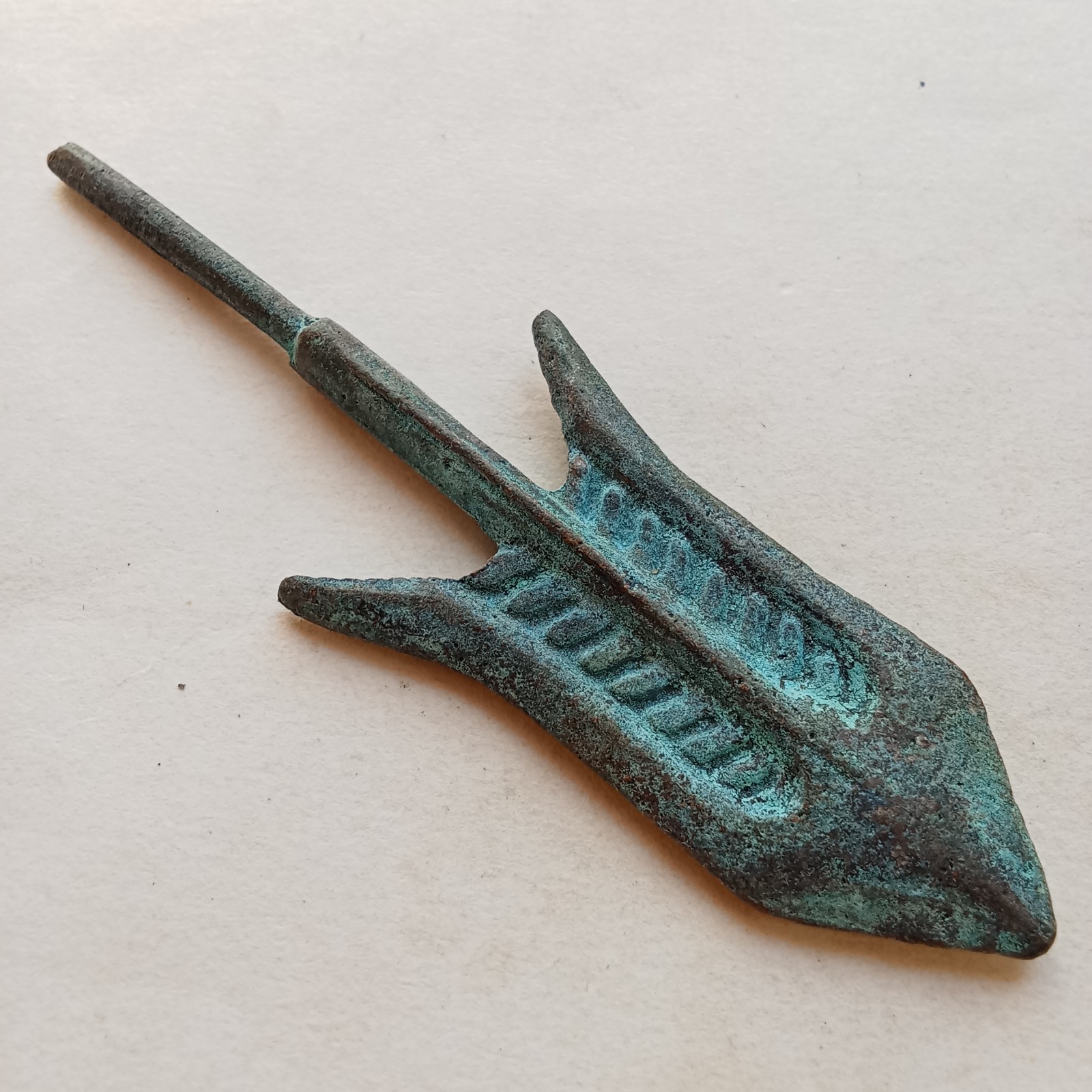 2,000 YR OLD ANCIENT ROMAN LONG SHOT BRONZE ARROWHEAD