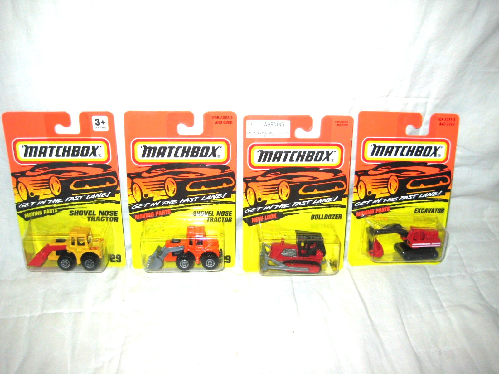 MIP Matchbox Lot 1976 #29 Tractor Shovel (x2) 1980 #6 Excavator #64 Bulldozer