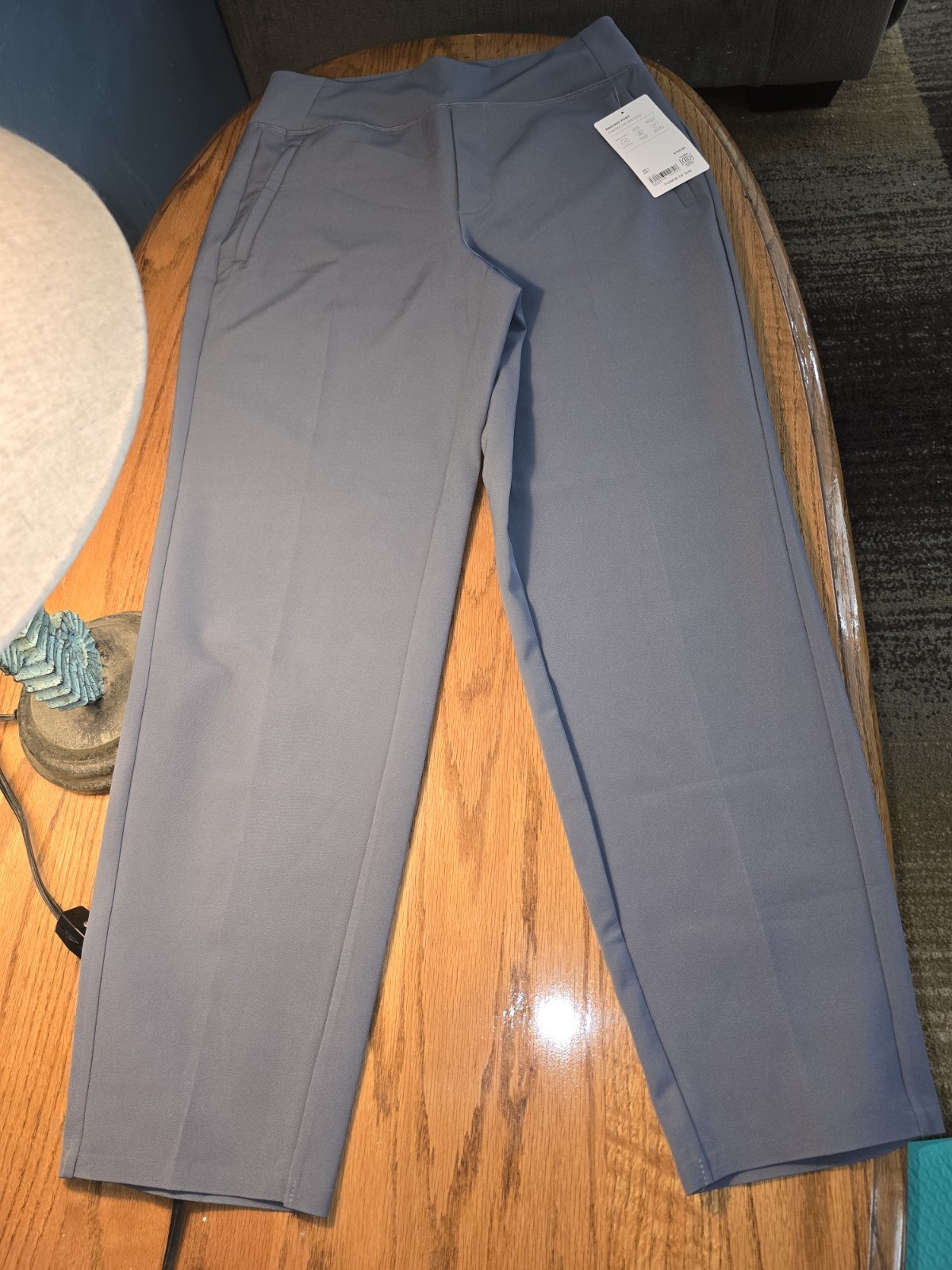 Athleta Endless Pant, Size 6, NWT, Grey