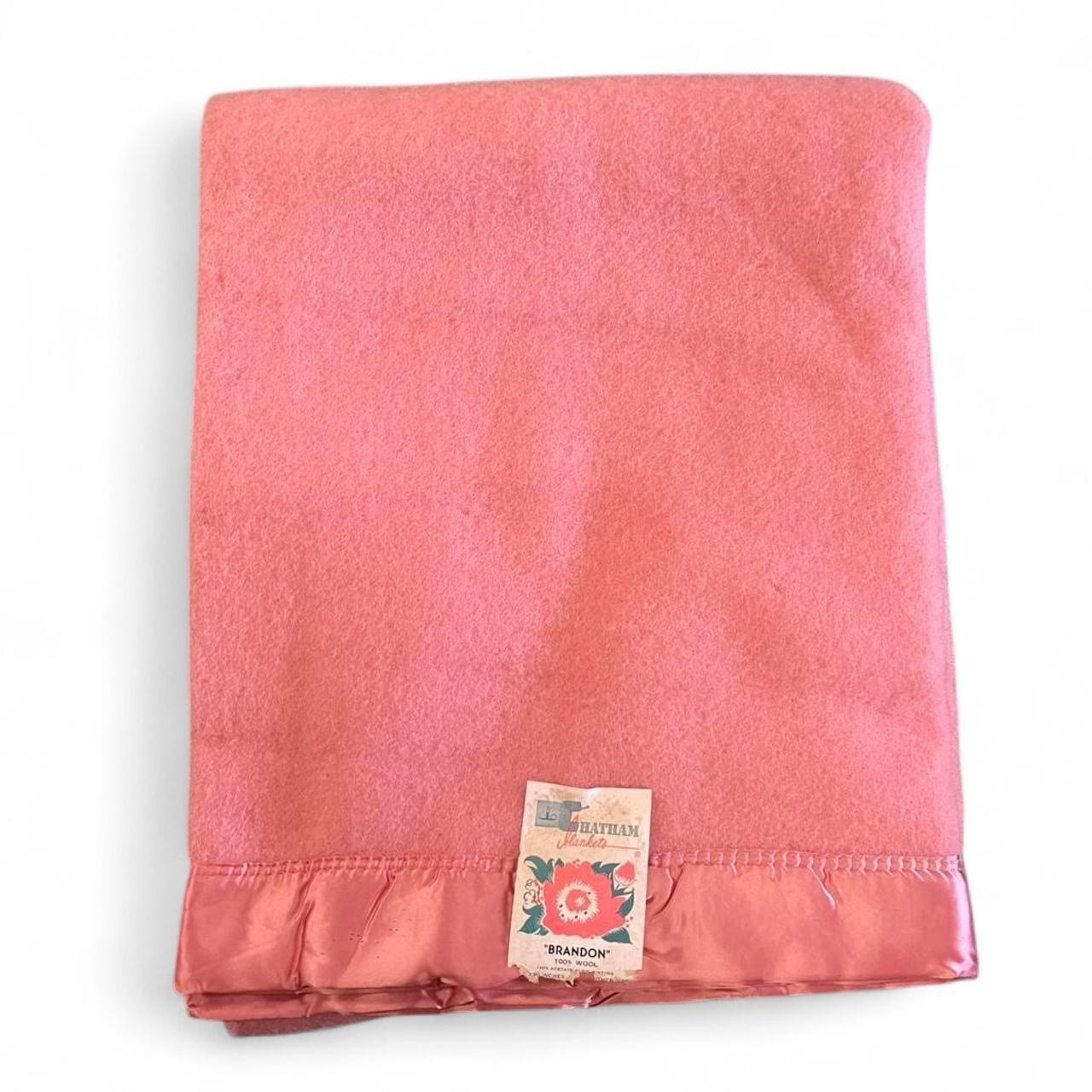 Vtg Chatham 100% Wool Rose Blanket With Satin Trim