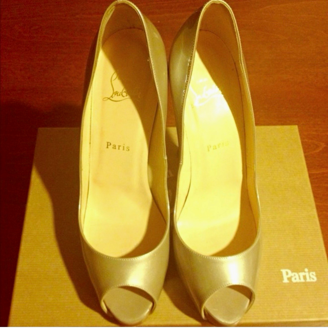 Christian Louboutin Very Prive 120 Metal Patent Peep Toe Pumps - Sz 10 Christian Louboutin Very Prive 120 Metal Patent Peep Toe Pumps - Sz 10