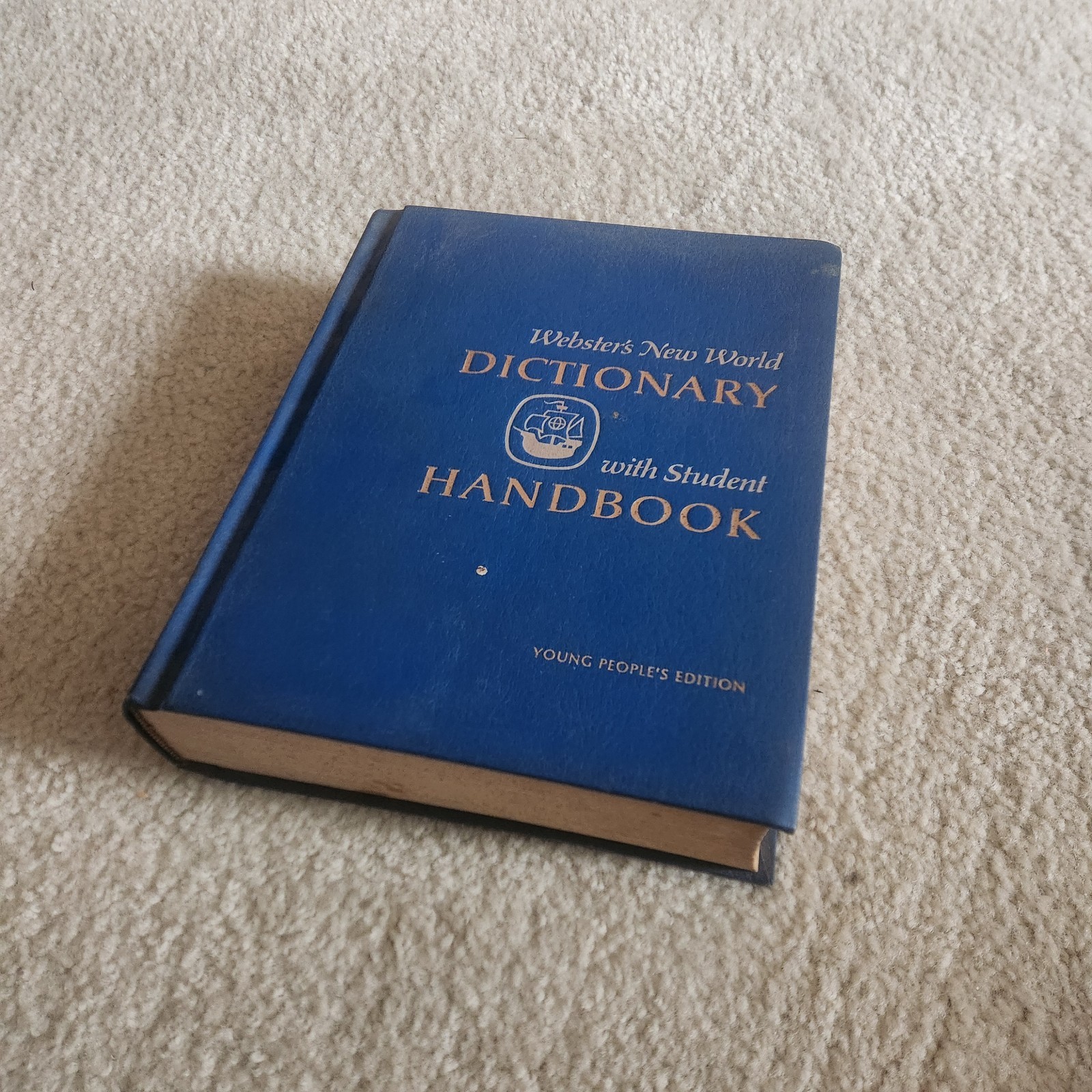 Webster’s New World Dictionary with Student Handbook Young People\'s Edition 1973 Webster’s New World Dictionary with Student Handbook Young People\'s Edition 1973