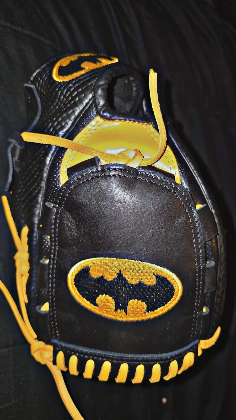 Custom BATMAN Baseball Glove 11inch Real High Quality Leather Made In MEXICO