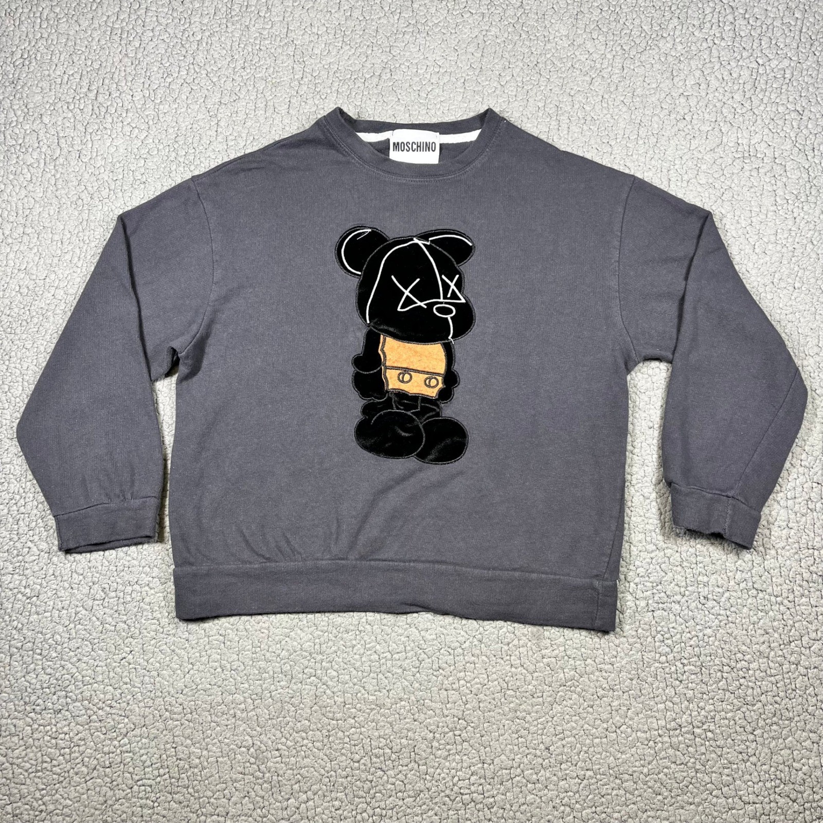 Moschino Couture Milano Teddy Bear Sweatshirt Grey Velvet Graphic Pullover Sz M Moschino Couture Milano Teddy Bear Sweatshirt Grey Velvet Graphic Pullover Sz M