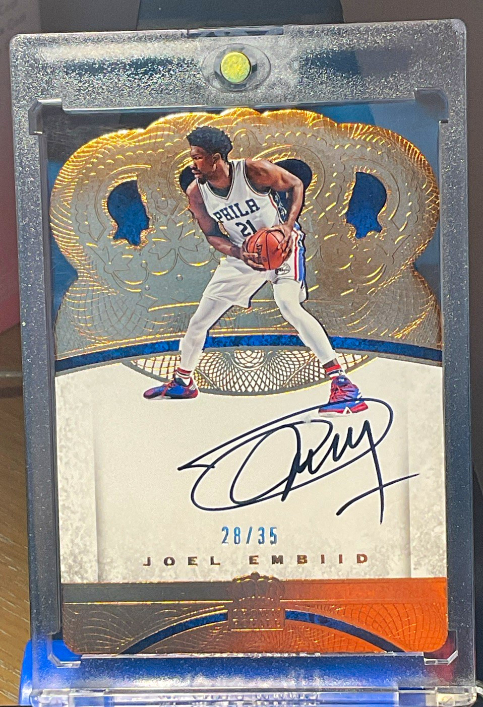 Joel Embiid - 2018-19 Panini Crown Royale Auto #’d 28/35 - 76ers