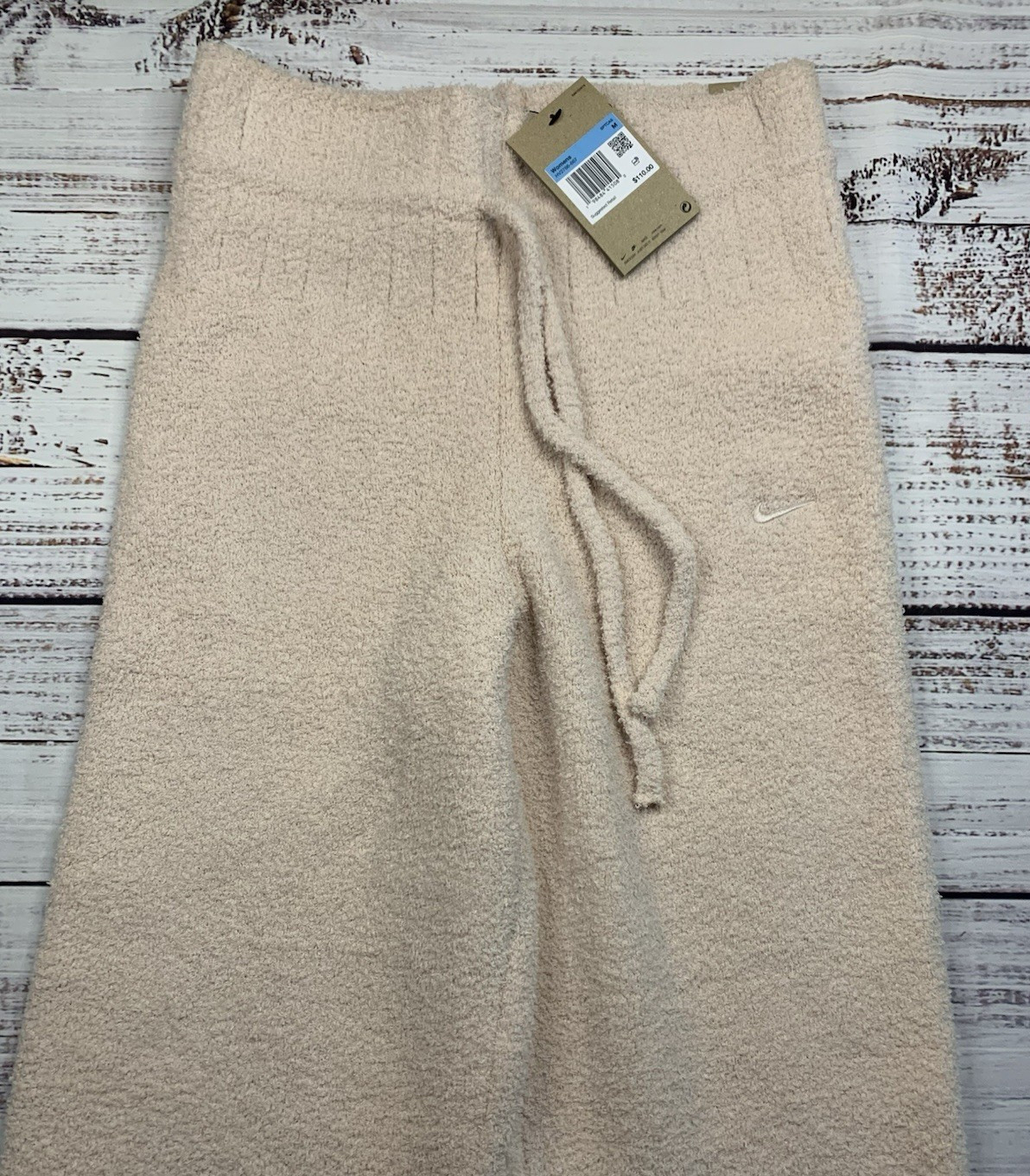 NWT Nike Womens Phoenix Cozy Boucle Slim Knit Pants Medium Silt Red HV2766-667 NWT Nike Womens Phoenix Cozy Boucle Slim Knit Pants Medium Silt Red HV2766-667
