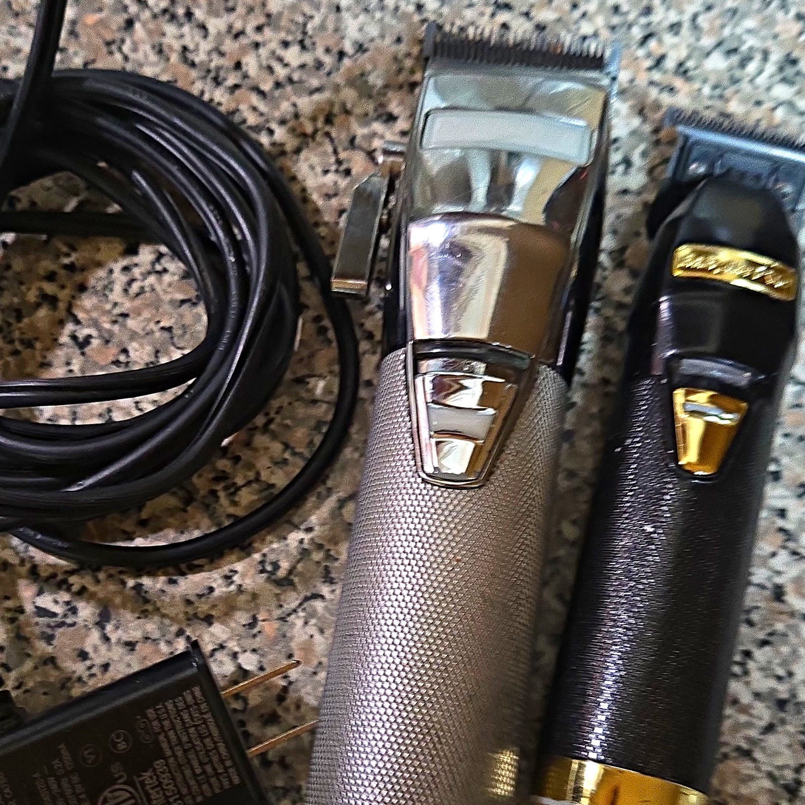 BaBylissPRO SilverFX Clipper + BlackFX Trimmer Set w/ Charger Used BaBylissPRO SilverFX Clipper + BlackFX Trimmer Set w/ Charger Used